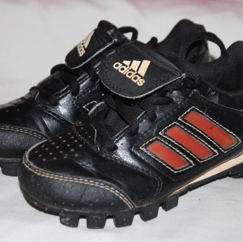 Adidas Little Boy Baseball cleats